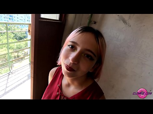 ❤️ Студент Sensual відсмоктує незнайомця в глибинці - сперма йому на обличчя Красиве порно у нас ☑